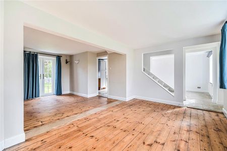 5 bedroom semi-detached house to rent - Photo 2