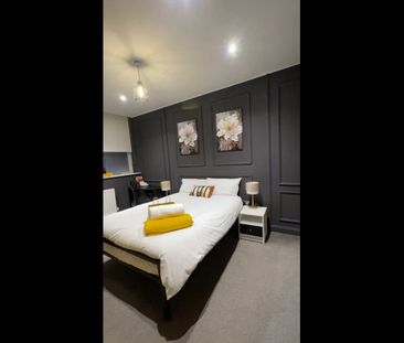 1 Bed Flat, Queens Point, S1 - Photo 4