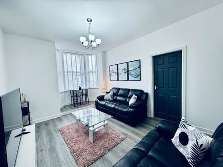 2 bedroom flat to rent - Photo 4