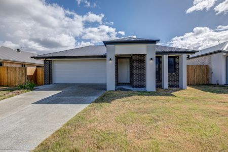 Brand New Family Home! - Photo 3