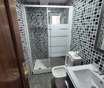 Piso de alquiler en Calle Tortola, Pajaritos - Photo 1