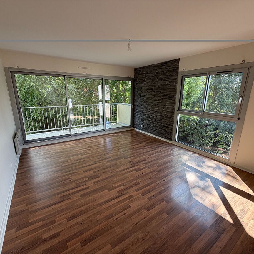 Location Appartement 3 pièces 66m² - Photo 1