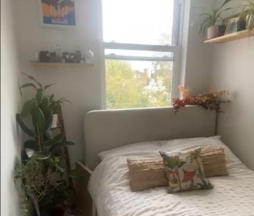 2 Bed Flat, Gap Road, SW19 - Photo 3