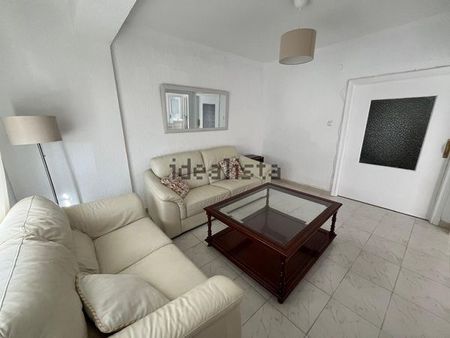 Alquiler de piso en Calle Matrona Modesta Calvo, 13 - Photo 2