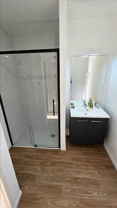 3 pièces - 68,99 m² - 5ème étage - Colocation autorisée - Photo 1