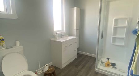 76 Lorne Street - Revamped and ready to go! - Photo 5