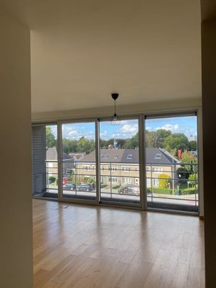 Appartement te huur - Photo 1