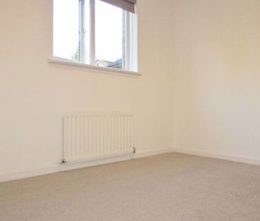 1 Bed Flat - Photo 3