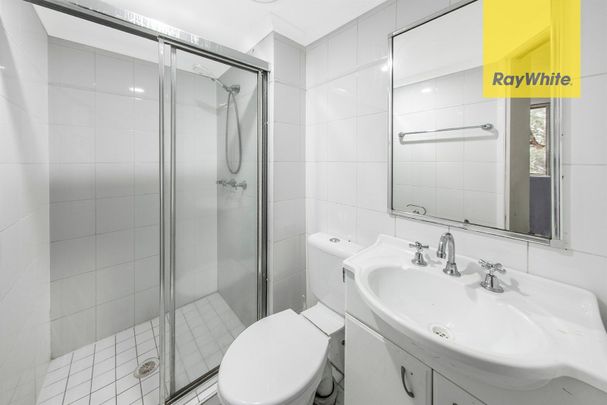 PRIME LOCATION / UPDATED TWO BEDROOM APARTMENT IN CONVENIENT RIVERBANK LIVING - Photo 1