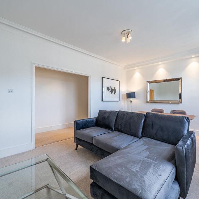 2 bedroom flat to rent - Photo 1