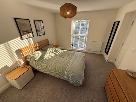 3 bedroom semi-detached house to rent - Photo 3