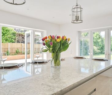 3 bedroom detached house to rent - Photo 4