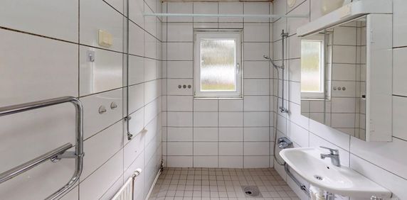 Västra Åsgatan, Eskilstuna - Photo 2