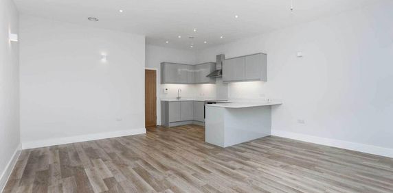 2 bedroom flat to rent - Photo 2