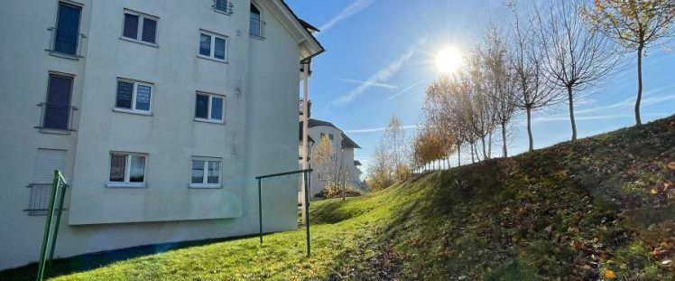 Balkon/ Bad mit Fenster / sep. WC u.v.m. !! - Photo 1