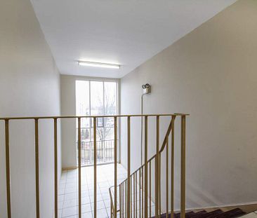 Leacrest Apartments - Photo 1