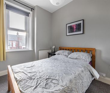 2 bed flat to rent in Trewhitt Road, Newcastle Upon Tyne, NE6 - Photo 4