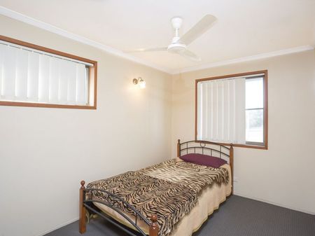 Unit 1/2A McCarthy Street, Hay Point - Photo 2