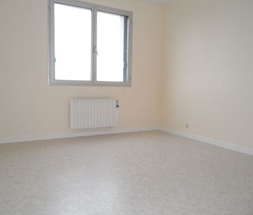Location Appartement 3 pièces 68m² BOURGES 18000 - Photo 1