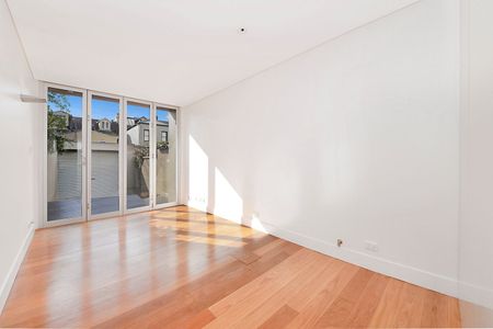 18 Dudley Street, Paddington - Photo 2