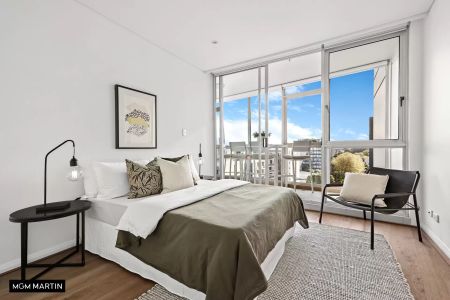MGM MARTIN – THREE BEDROOM APARTMENT - Photo 3
