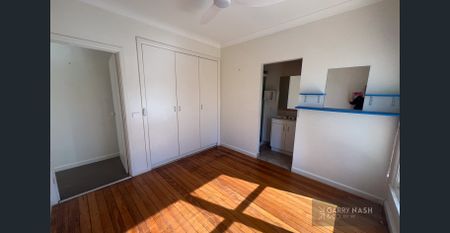 CHARMING FROM THE STREET - EVERYTHING YOU NEED INSIDE - Photo 4