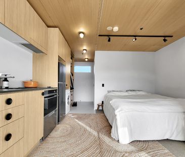 Welcome to apartment 409 in Vedado Apartments - Photo 1
