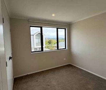 Two bedrooms with one study - Photo 3