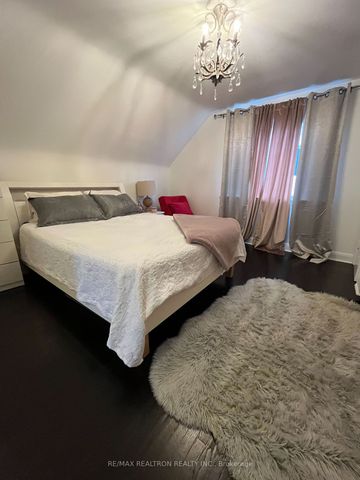 For Lease - 208 Mill Street, Richmond Hill, Ontario - Photo 2