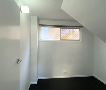 1/4 Sunbrite Avenue, 4218, Mermaid Beach - Photo 5