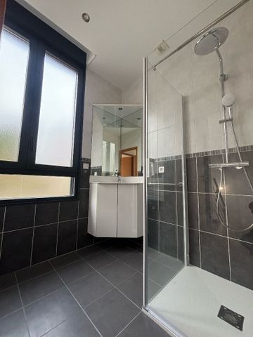 Location Appartement 3 pièces 53m² - Photo 4