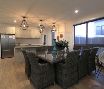 Modern home is San Remo - Photo 2