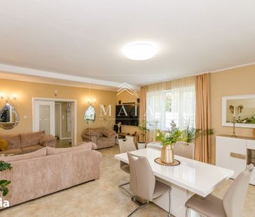 Casa 4 camere, 3 bai, Calea Dumbravii-la cativa pasi de Sub Arini - Photo 4