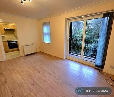 1 bedroom flat to rent - Photo 2
