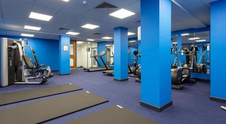 Studio to rent - Photo 2