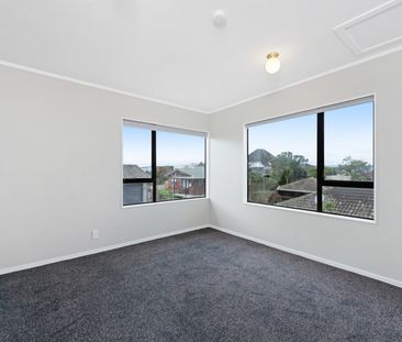 8 Shastri Terrace, Khandallah - Photo 2