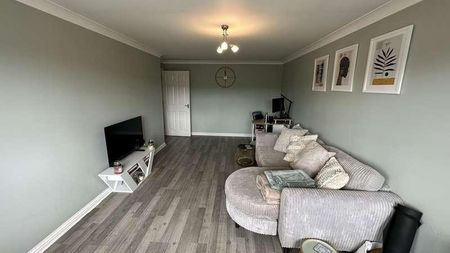 Peatey Court, Princes Gate, High Wycombe, HP13 - Photo 5