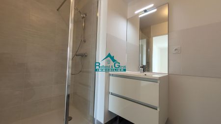 Location Appartement 4 pièces 84m² - Photo 3