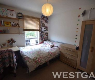 3 Bed - Queens Road, Reading - Photo 1