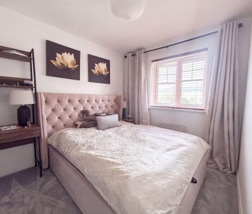 4 bedroom detached house to rent - Photo 5