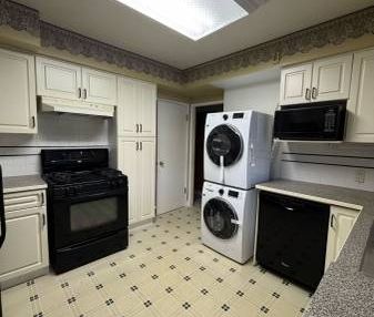 2 bed 1 bath House Upper Floor Burnaby South Close to Metrotown - Photo 2