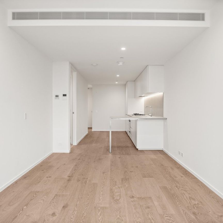 2912 / 70 Southbank Boulevard - Photo 1