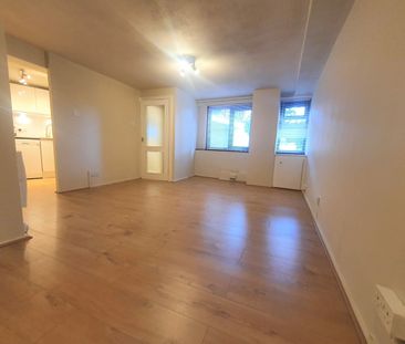 Studio Flat, Southwood Heights, N6 - Photo 1