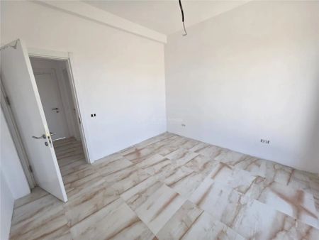 Casa individuala - Tunari - P + M - 5 camere - 2 bai - 165mp - 350mp teren - Fotografie 2