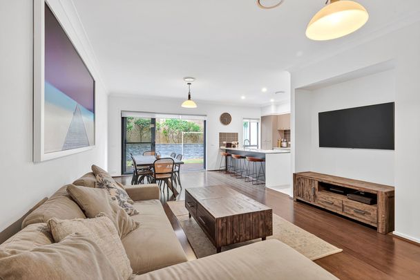 10/13-19 Angophora Circuit, Warriewood NSW 2102 - House For Rent | Domain - Photo 1