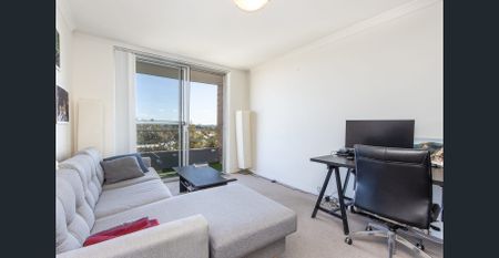 1 BEDROOM APARTMENT WITH CITY VIEWS - Photo 2