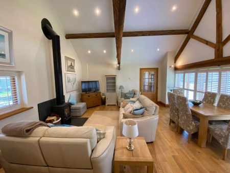 2 bedroom property to rent - Photo 2