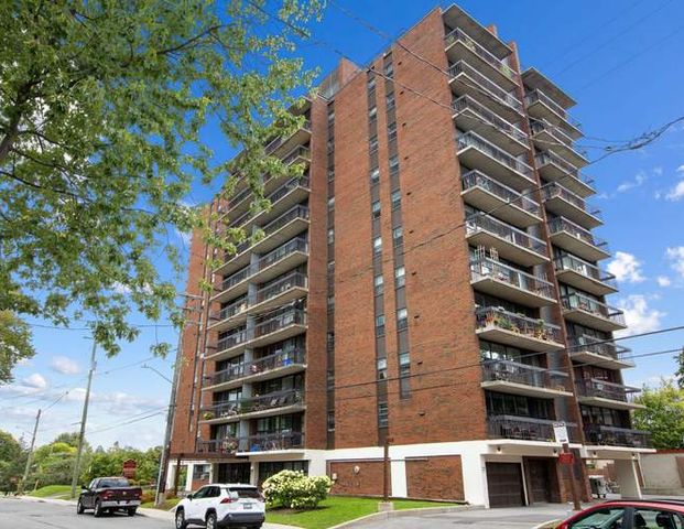 Roxborough Apartments | 330 Queen Elizabeth Drive, Ottawa - Photo 1