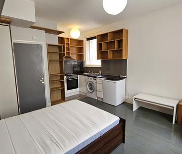 Studio to rent - Photo 2