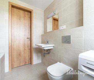 Pronájem bytu 1+kk 33 m² - Фото 6